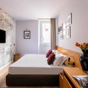 Downtown Boutique House - Ca Domus Collection Πανσιόν