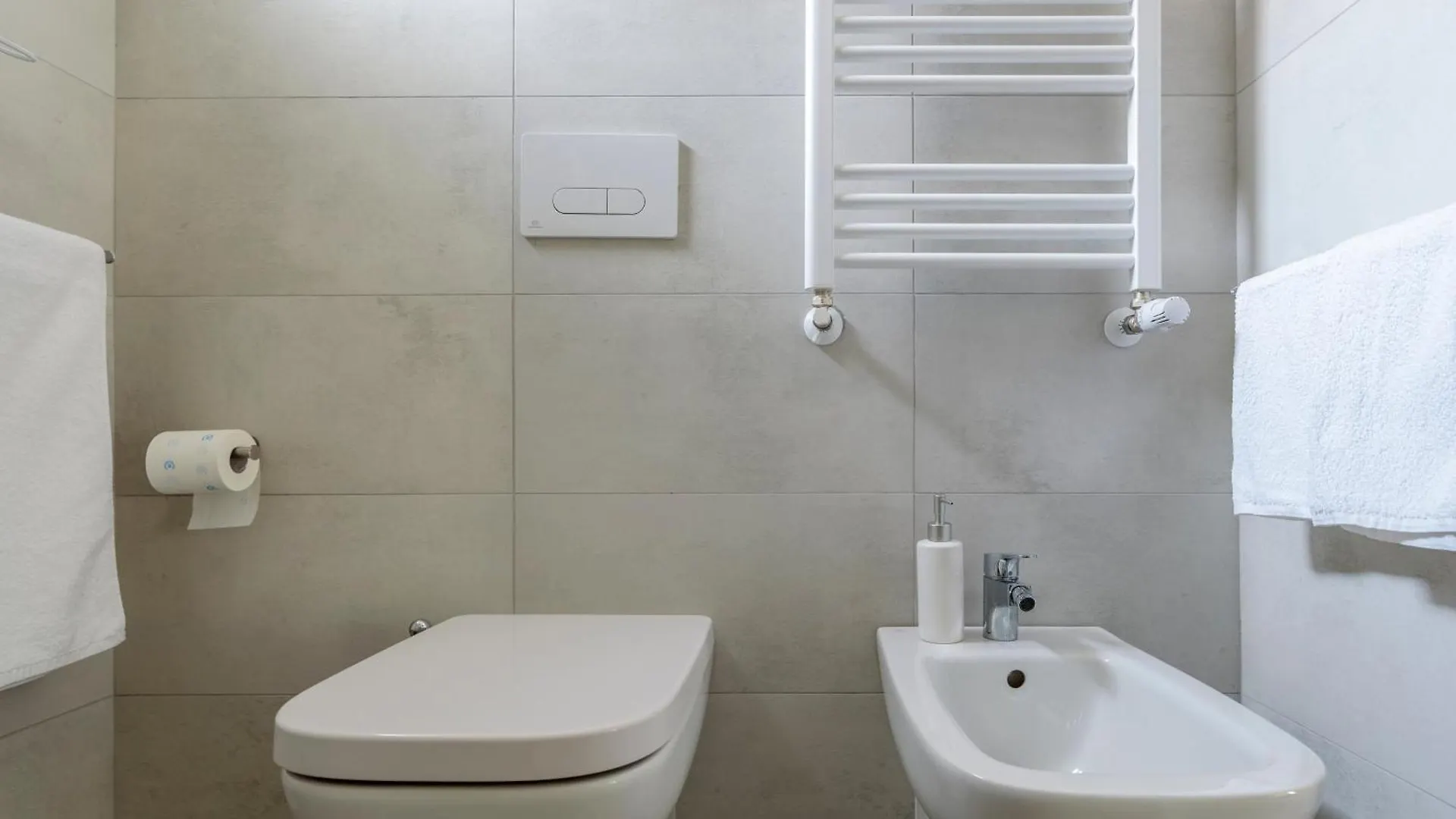 Actus Palace Rooms & Apartments By Ghor Rome
