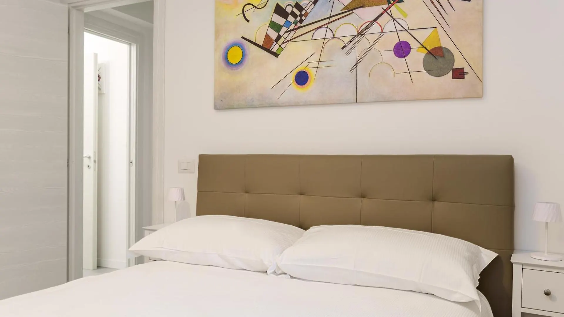 Actus Palace Rooms & Apartments By Ghor Rome Guest house