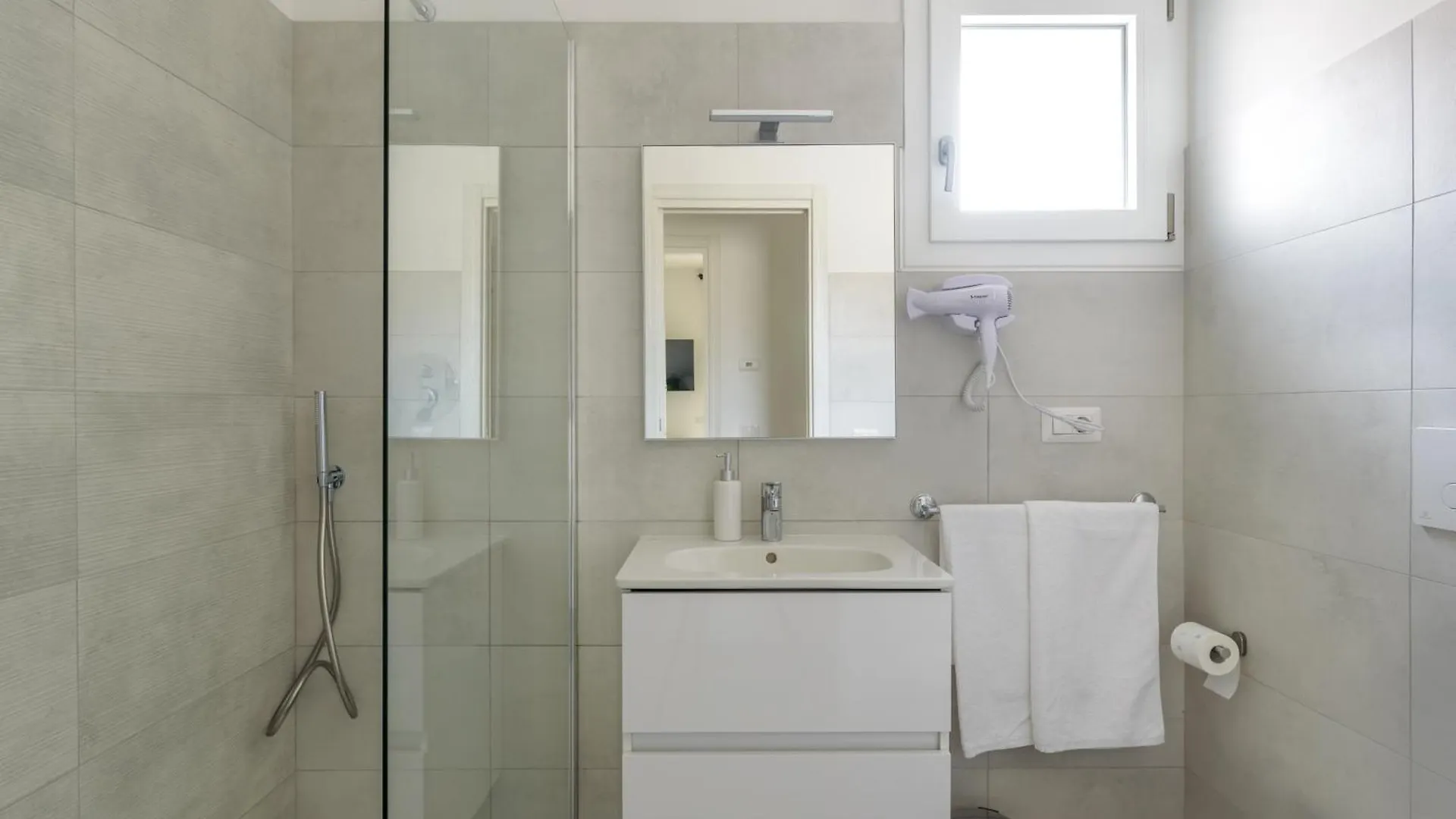 Actus Palace Rooms & Apartments By Ghor Rome 0*,  Italy